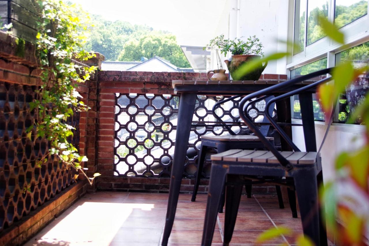 Hangzhou Jiuyueji Bed&Breakfast Exteriör bild